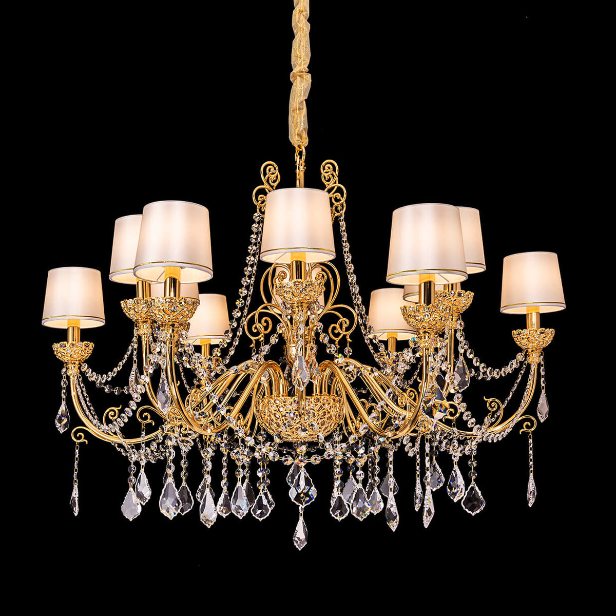 Luxury brass chandelier representing Erhaus custom lighting craftsmanship