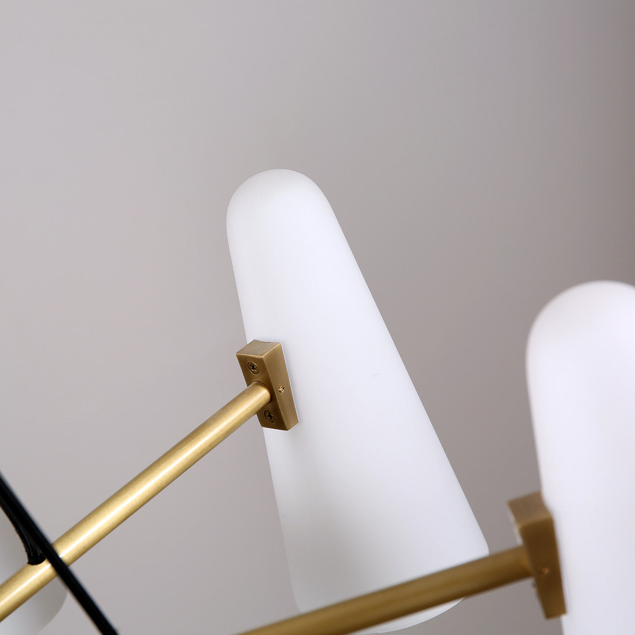 Modern Style Round Cone Glass Chandelier for Bedroom / living Room / dining Room