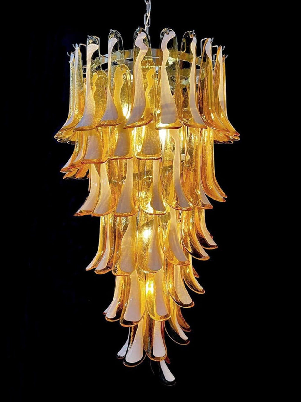 Murano Glass Chandelier – 83 Petals – Caramel