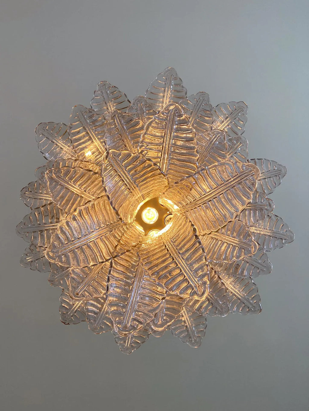 Murano Chandelier – 36 Glass Leaves – Smoked