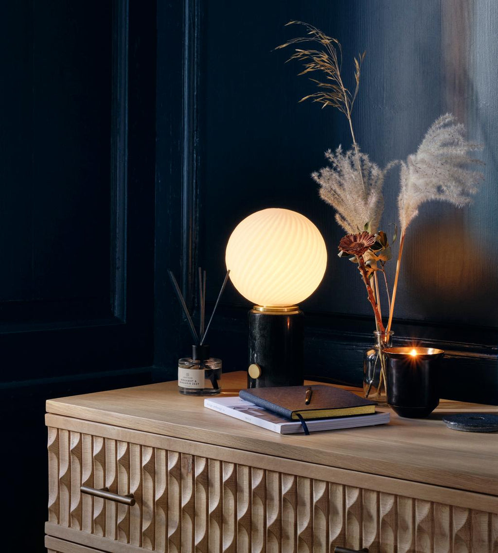 Green Glass Globe Table Lamp - Erhaus product image 1