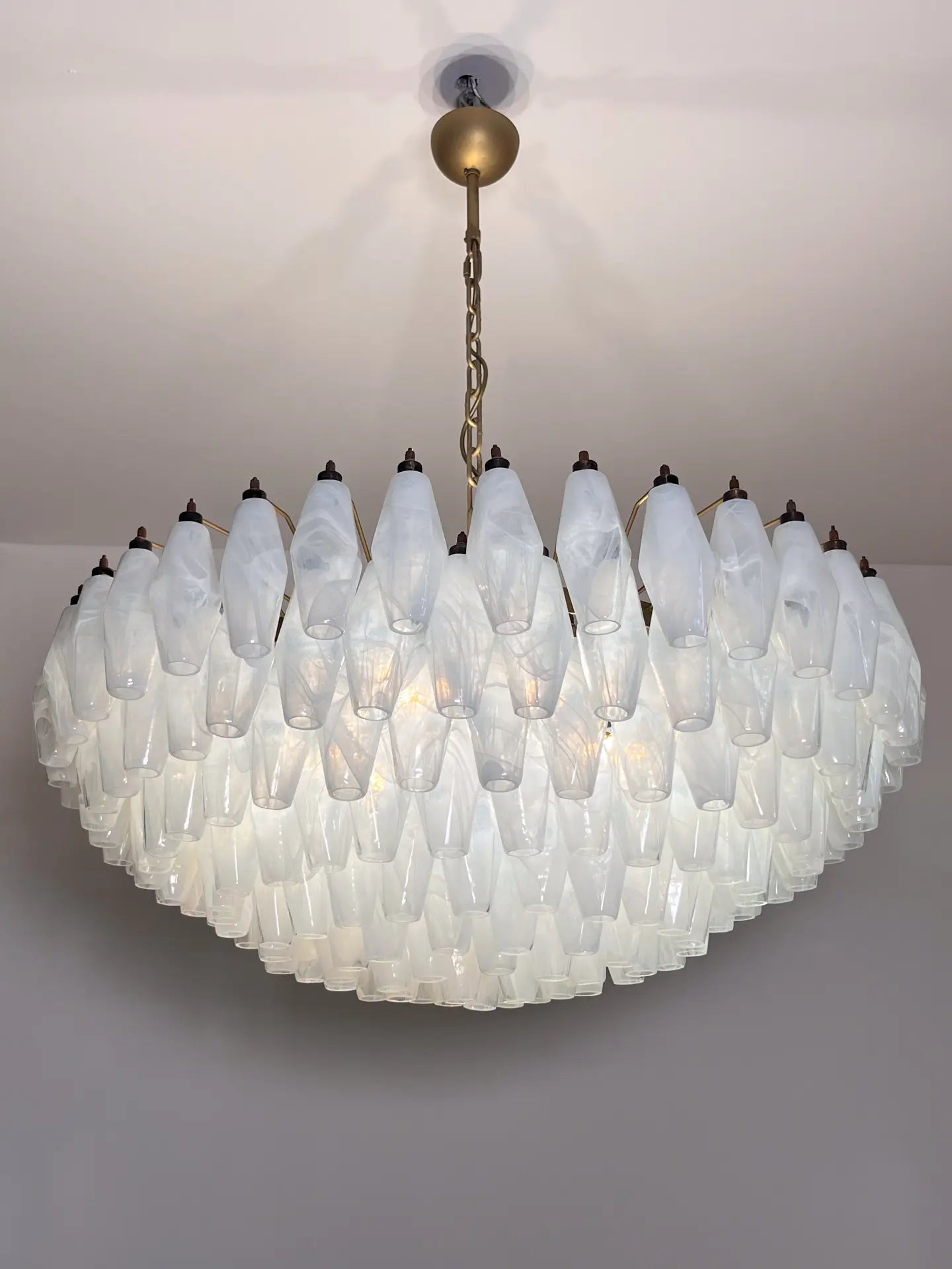 Murano Chandelier – Poliedri – 185 Glass – White Alabaster