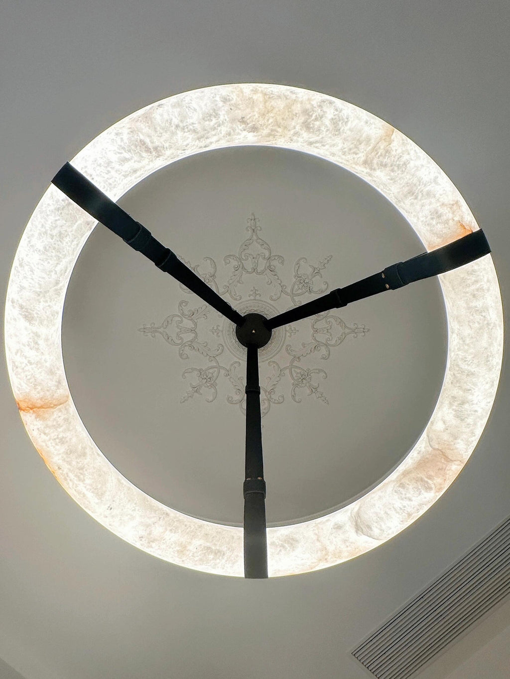 Modern Round Alabaster Chandelier for Living Room / bedroom