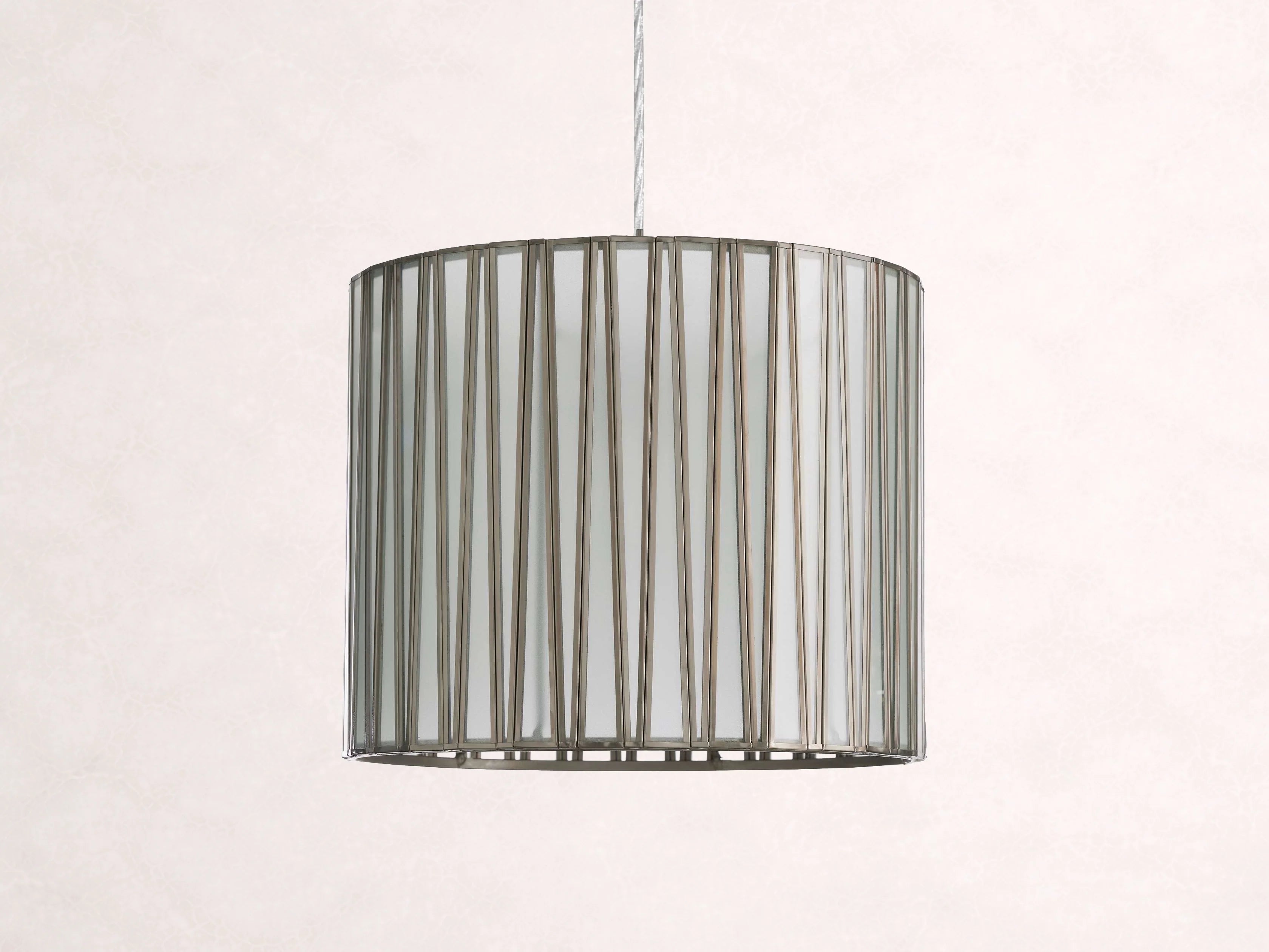 Jeunet Pendant