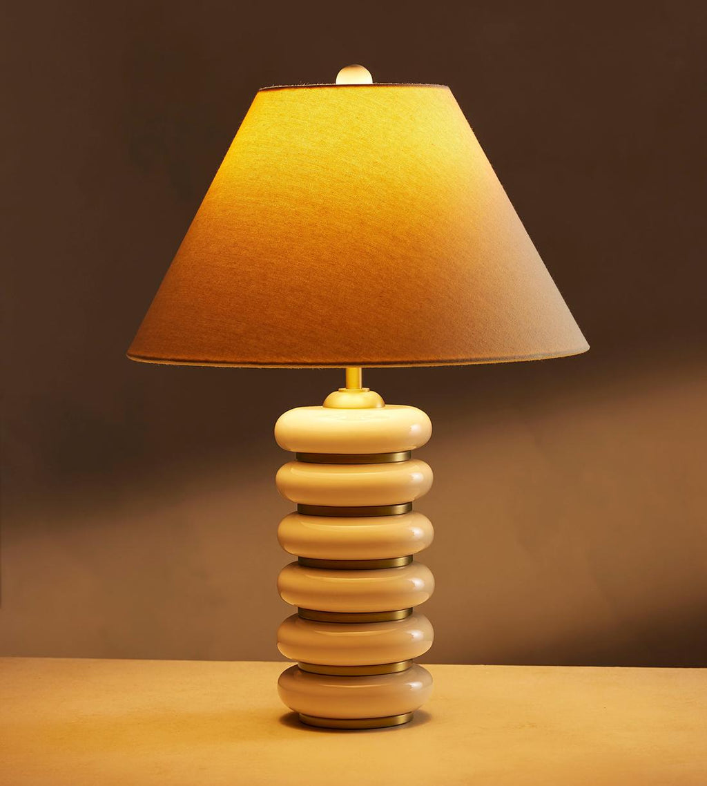 Cream Lacquer Table Lamp with Linen Shade - Erhaus product image 4