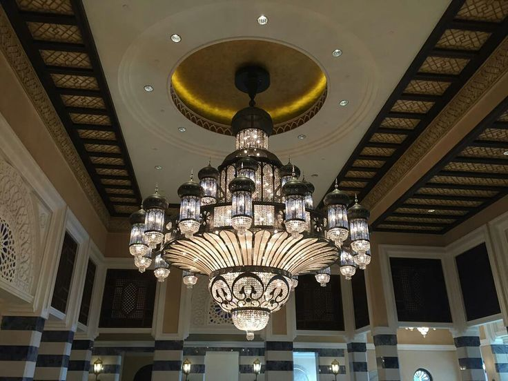 Arabian Nights Ornate Elegance Chandelier for High-Ceiling