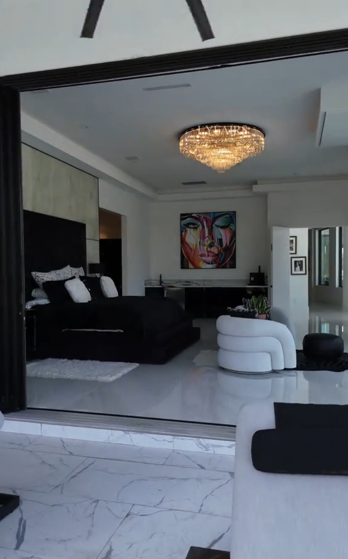 Smoke Gray Crystal Round Flush Mount Chandelier Light Luxury Finish