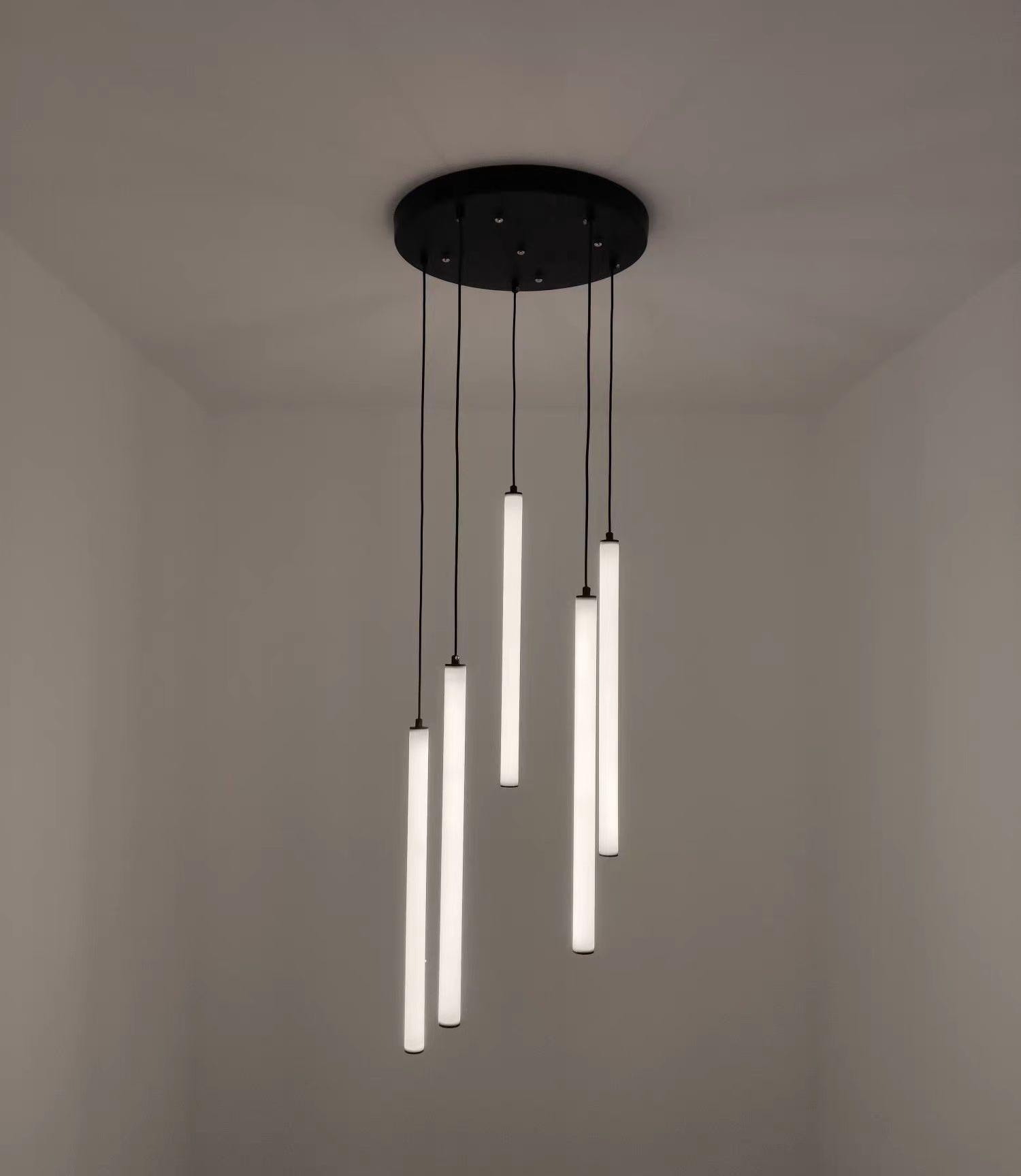 Scandinavia Minimalist White Pendant Light for Bedside / dining Room / staircase