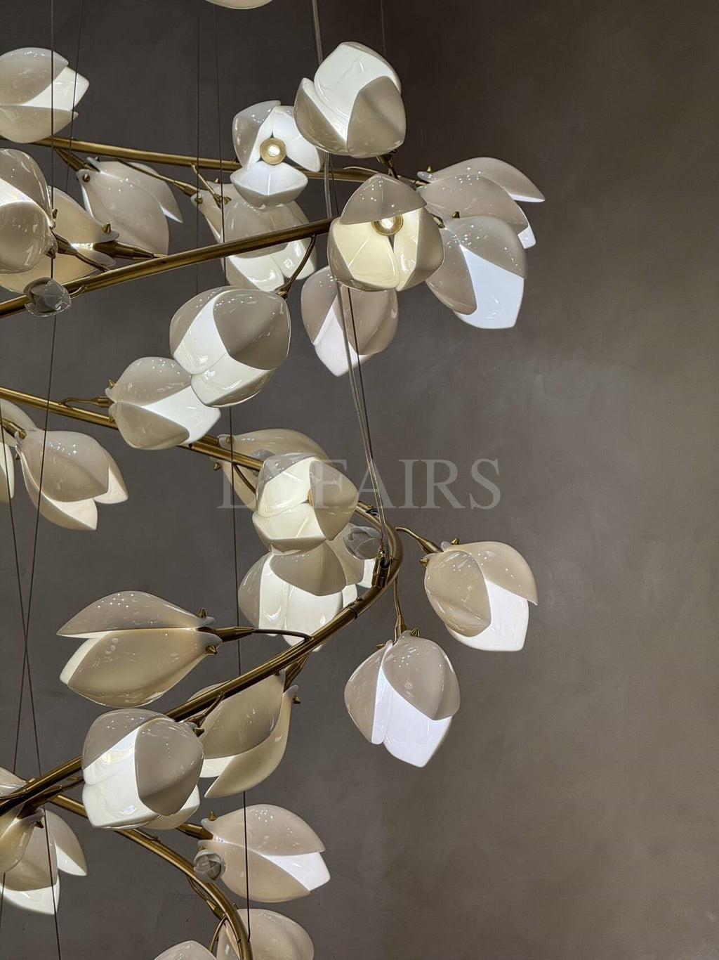 Spiral Pure White Magnolia Chandelier with Golden Branches for Staircase / high-Ceiling Space / foyer / Duplex
