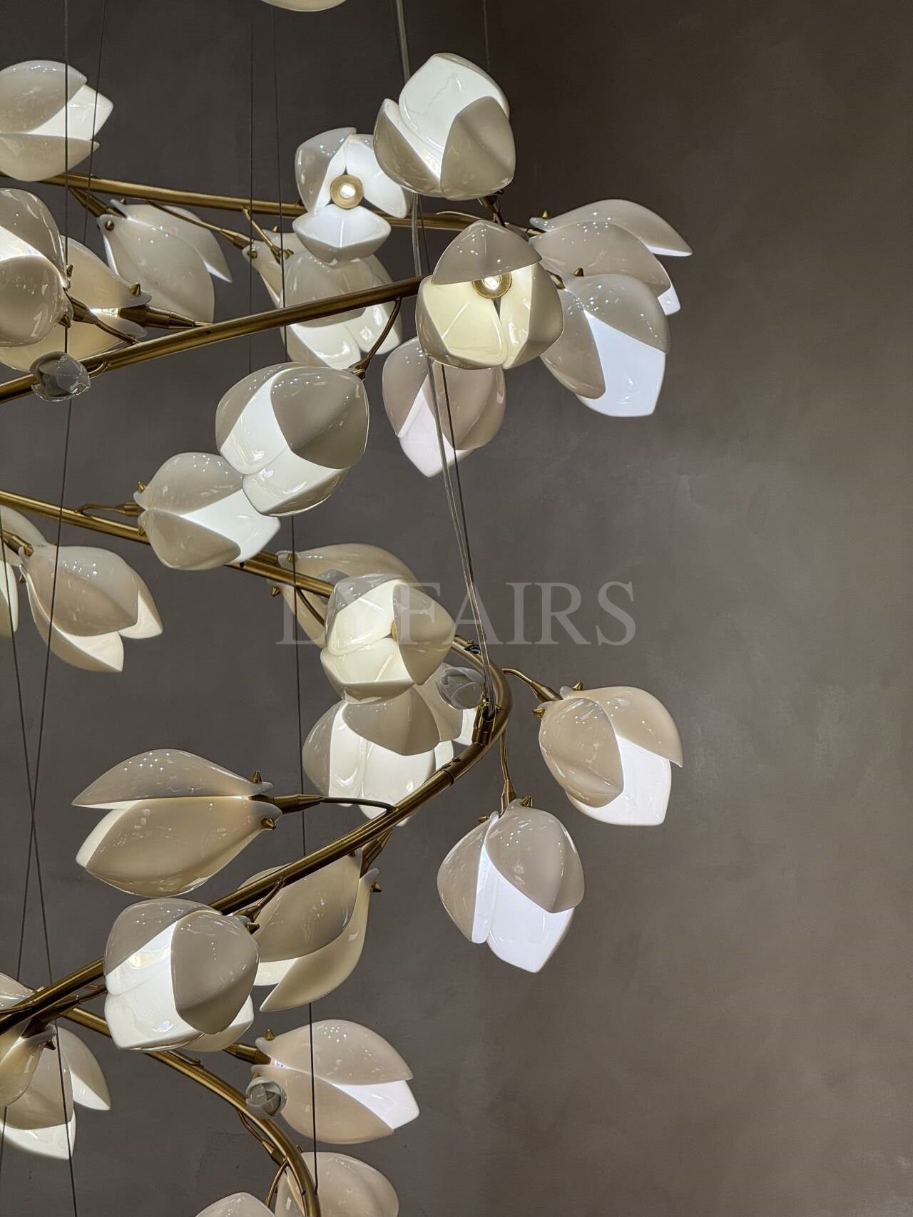 Spiral Pure White Magnolia Chandelier with Golden Branches for Staircase / high-Ceiling Space / foyer / Duplex