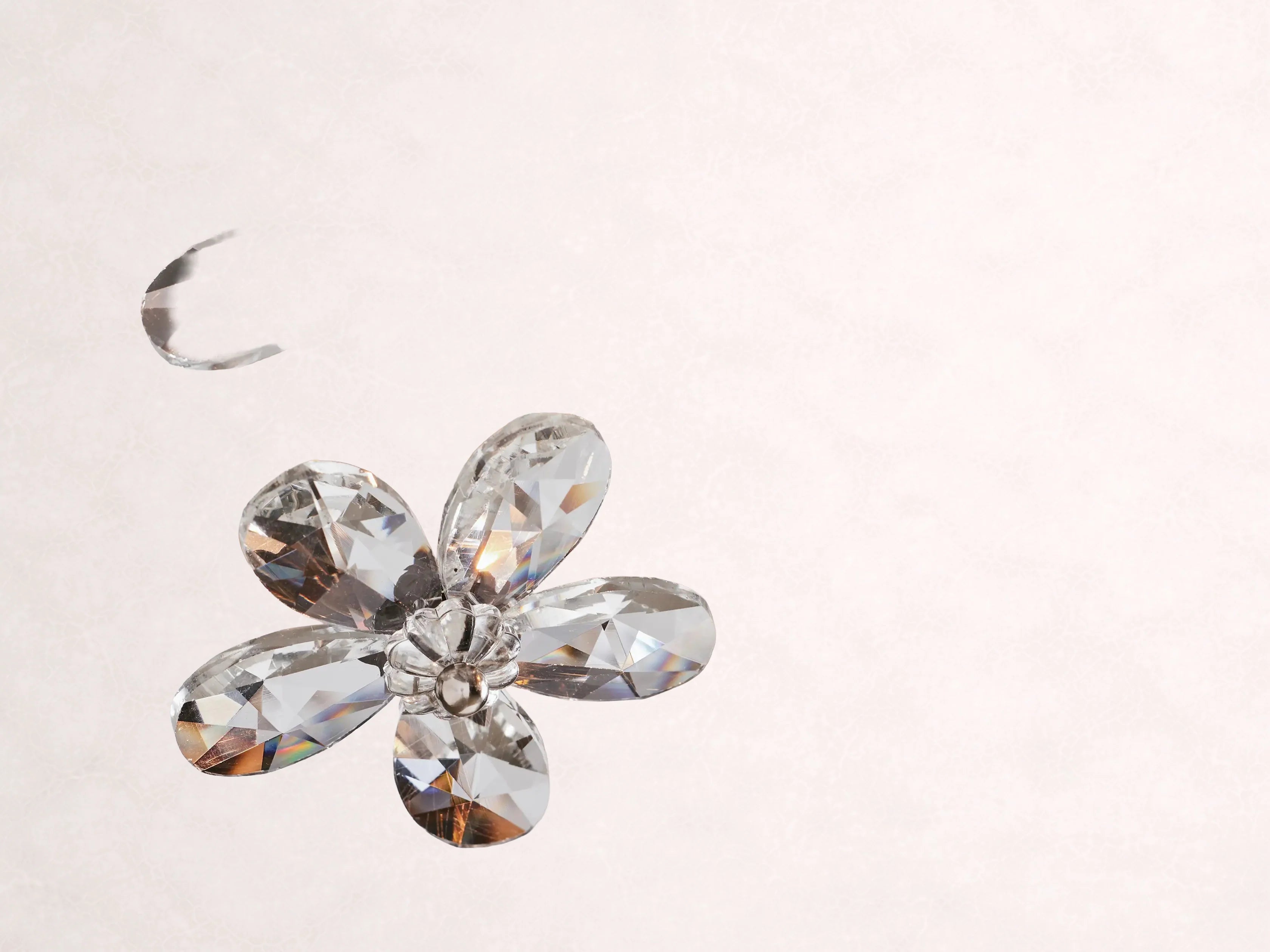 Fiore Crown Chandelier 39"