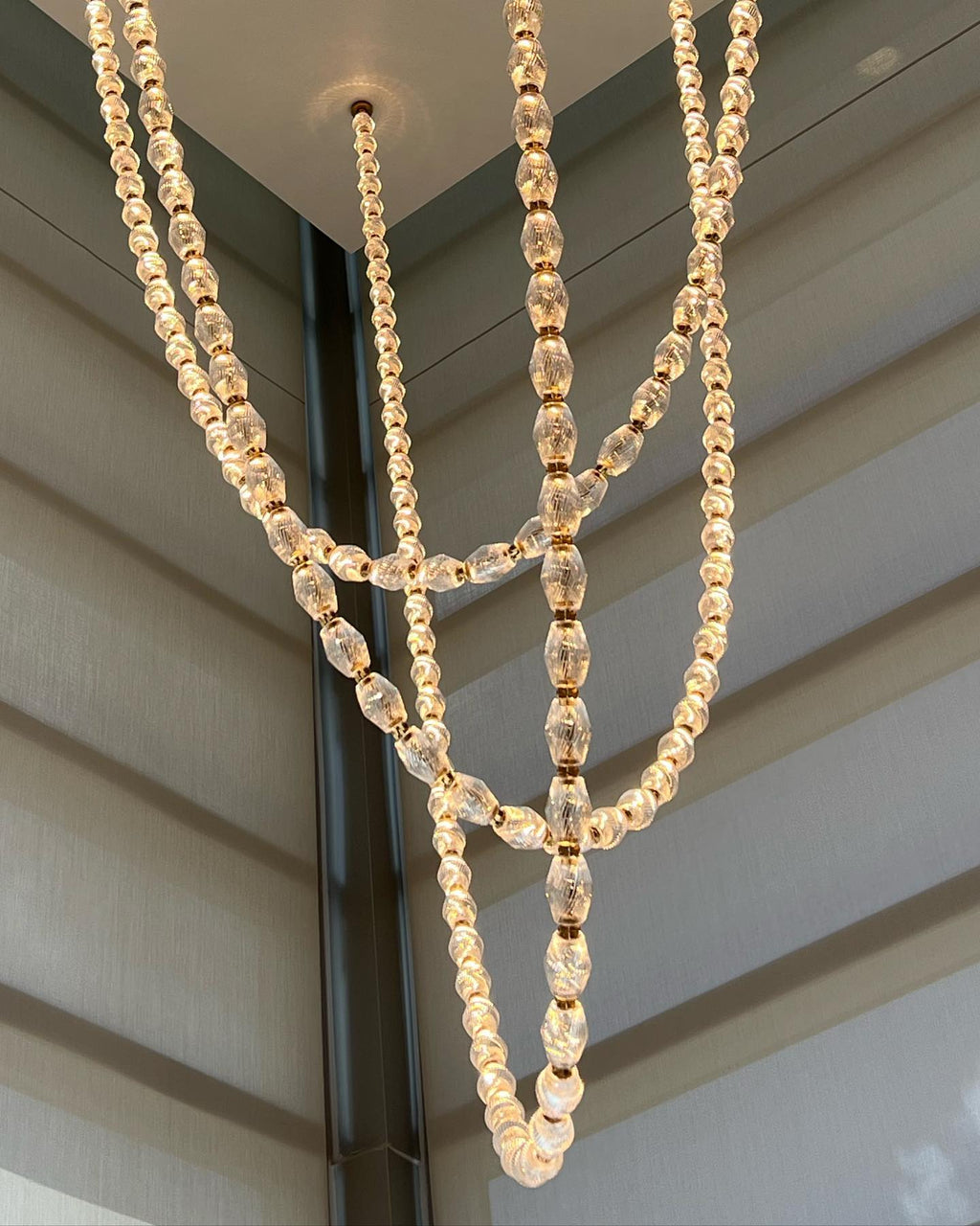Creative Glass Pearl Necklace Pendnat Chandelier for Living / dining Room / staircase