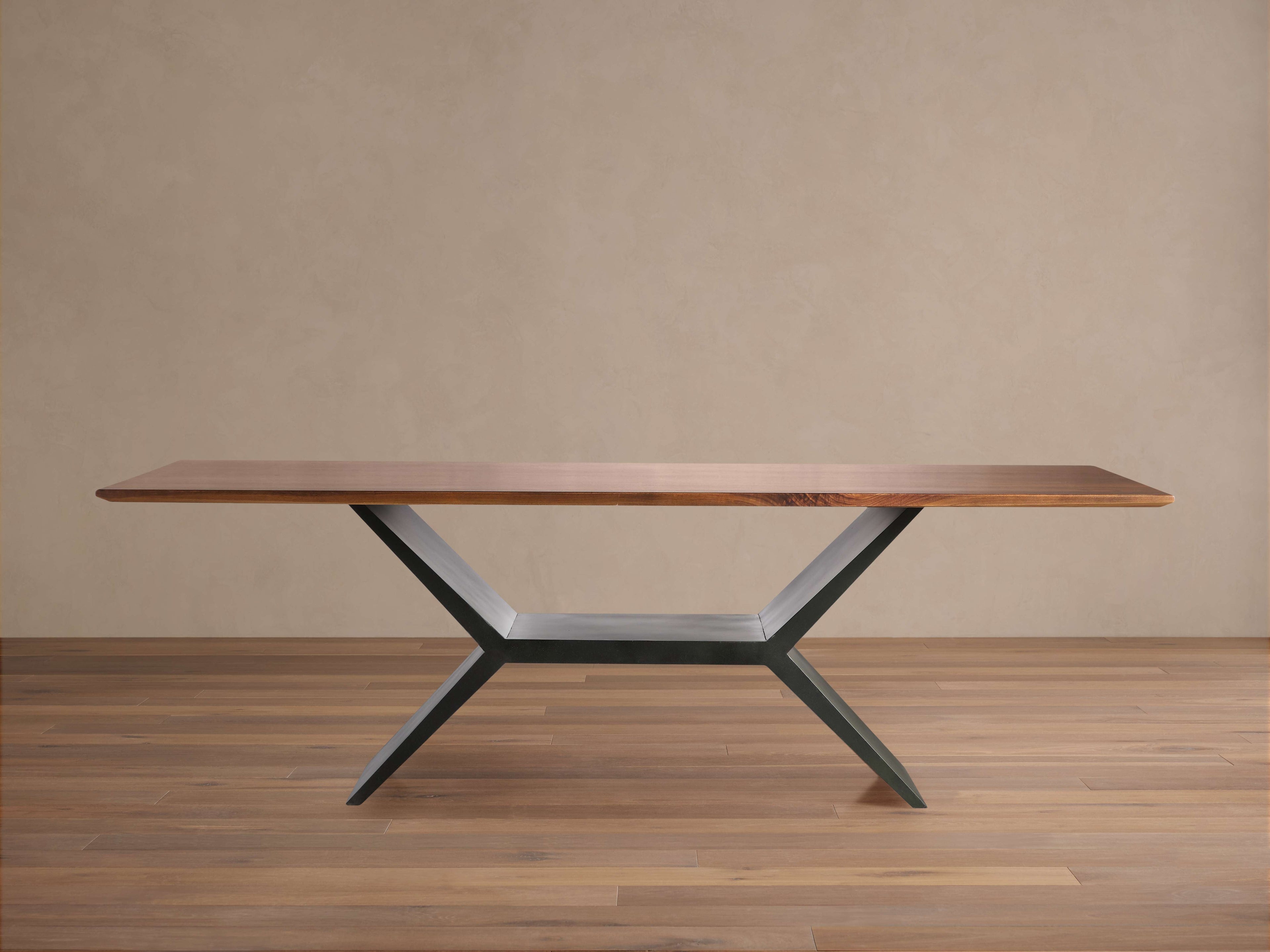 Jacob Dining Table with Vertex Base
