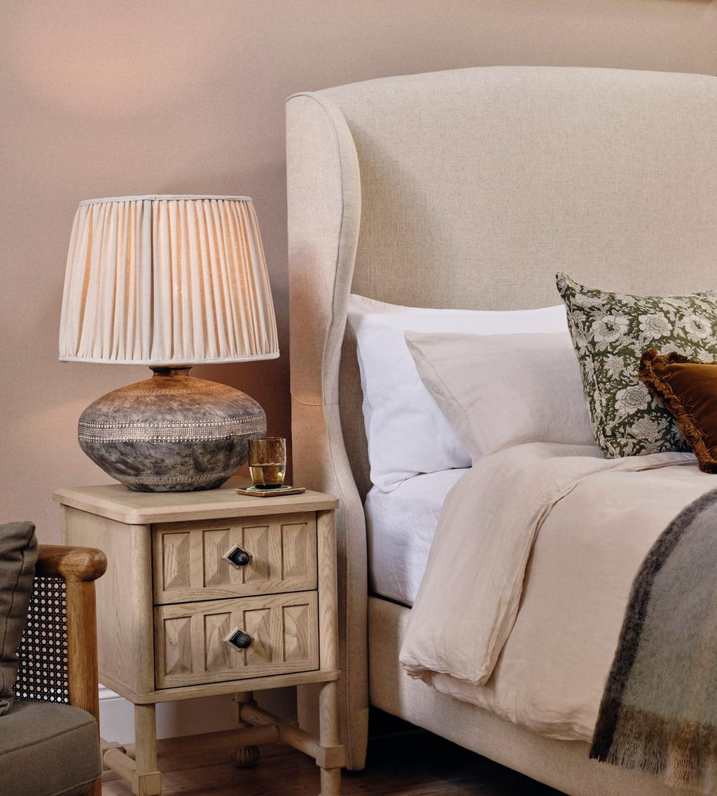 Ceramic Table Lamp with Linen Shade - Erhaus product image 2