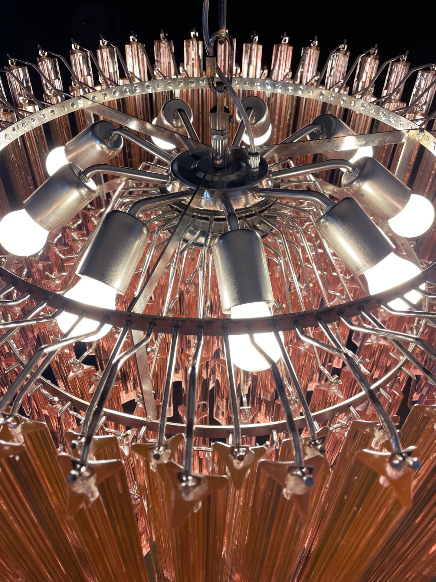 Murano Glass Chandelier – Triedri Round – 265 Prisms – Pink