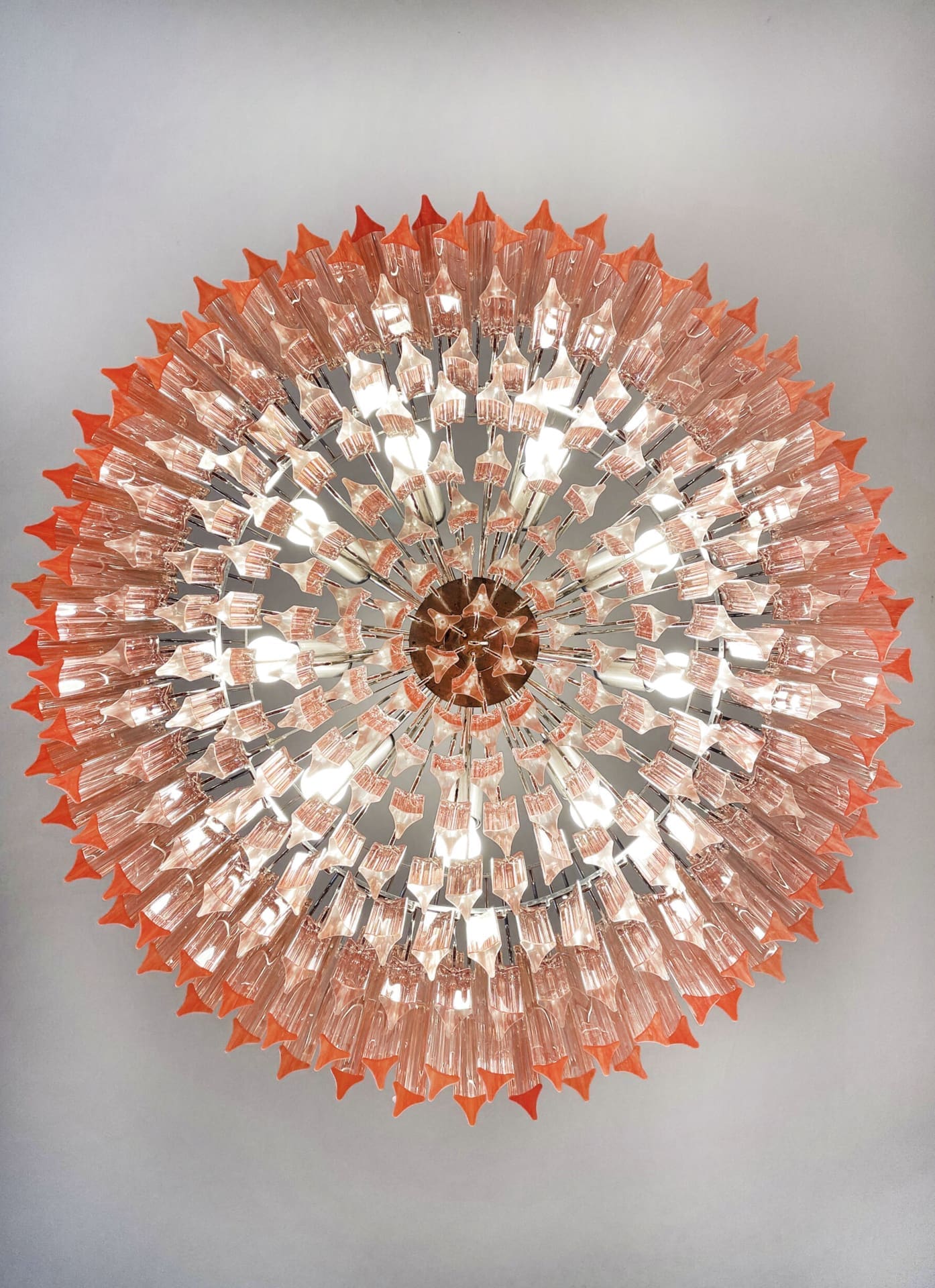 Murano Glass Chandelier – Triedri Round – 265 Prisms – Pink