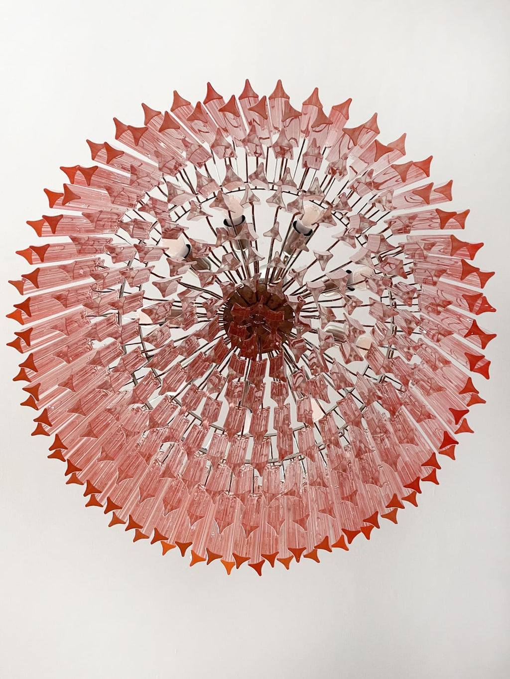 Murano Glass Chandelier – Triedri Round – 265 Prisms – Pink