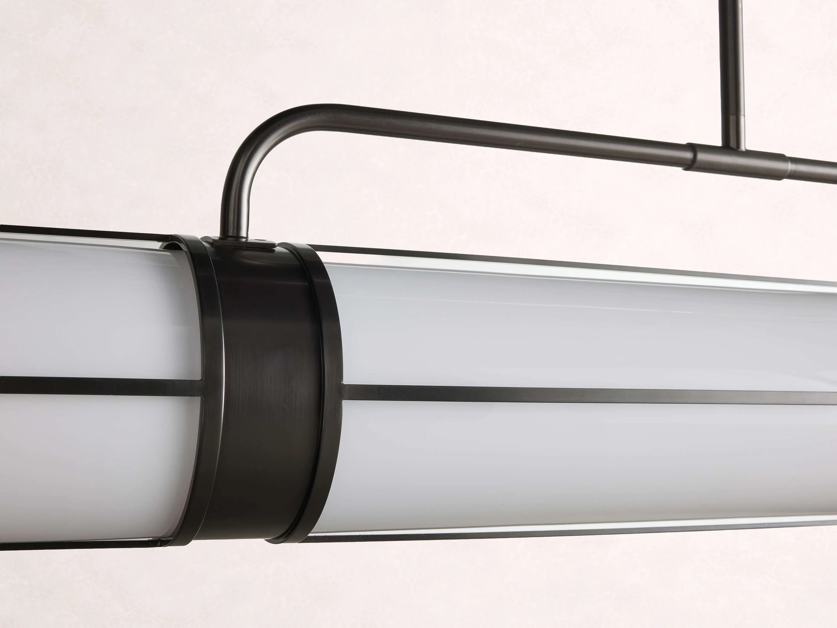 Remming Linear Pendant