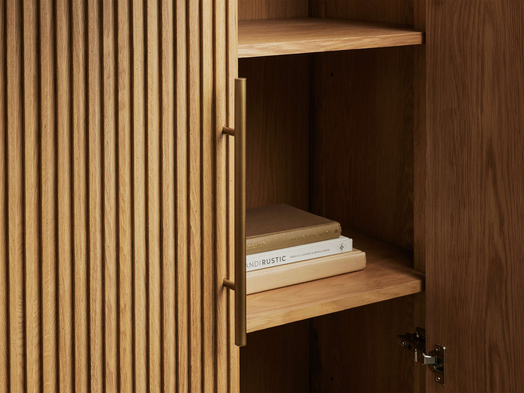 Finnley Cabinet
