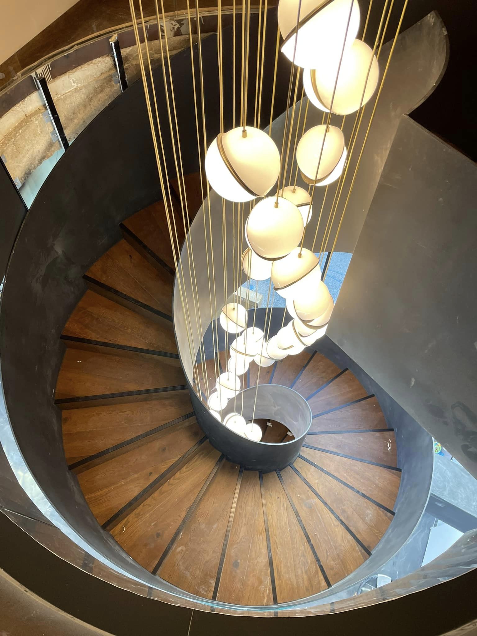 Modern Acrylic and Metal Floating Ball Chandelier for Staircase Foyer Entryway Living Room