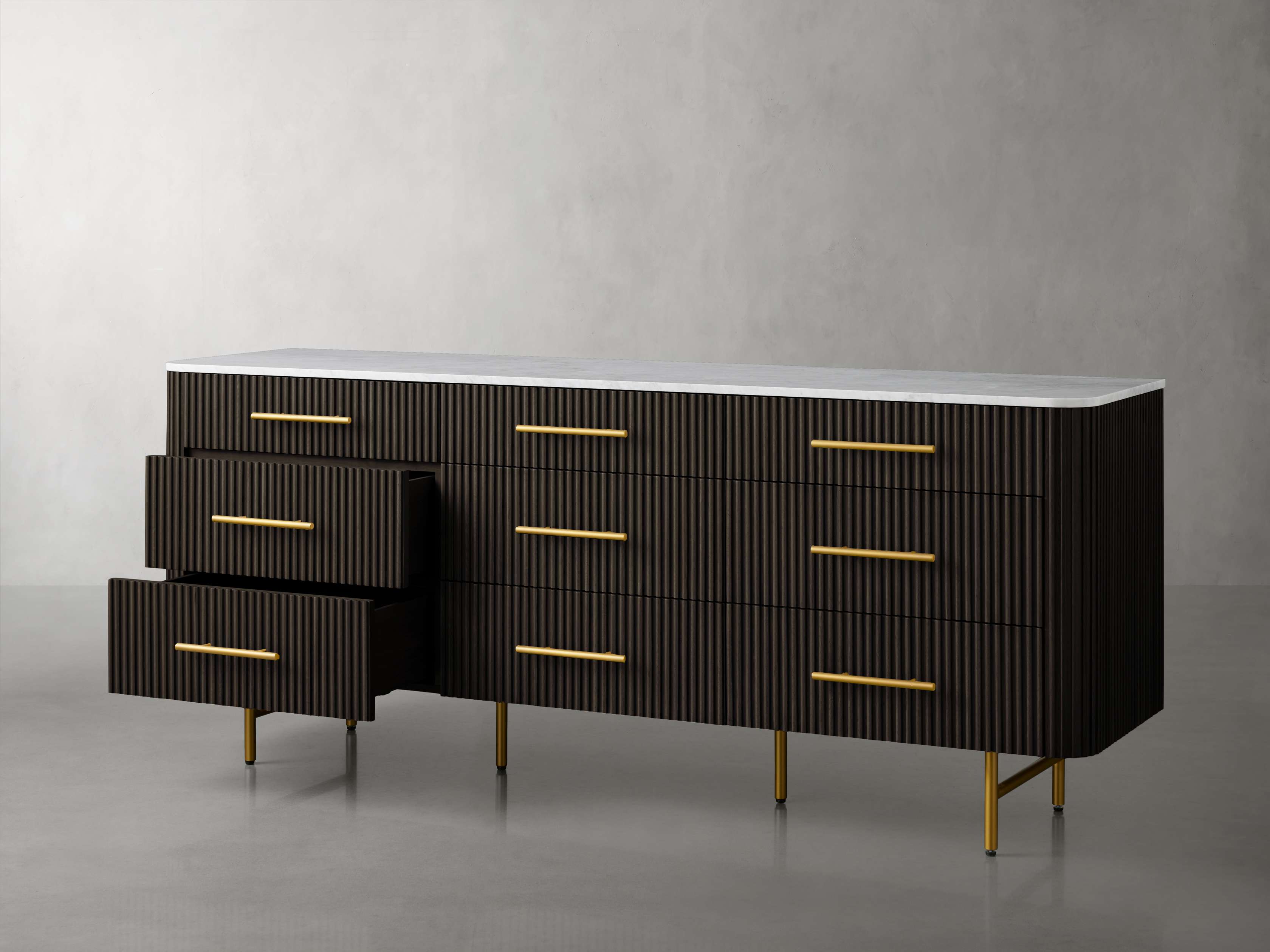 Finnley Nine-Drawer Dresser