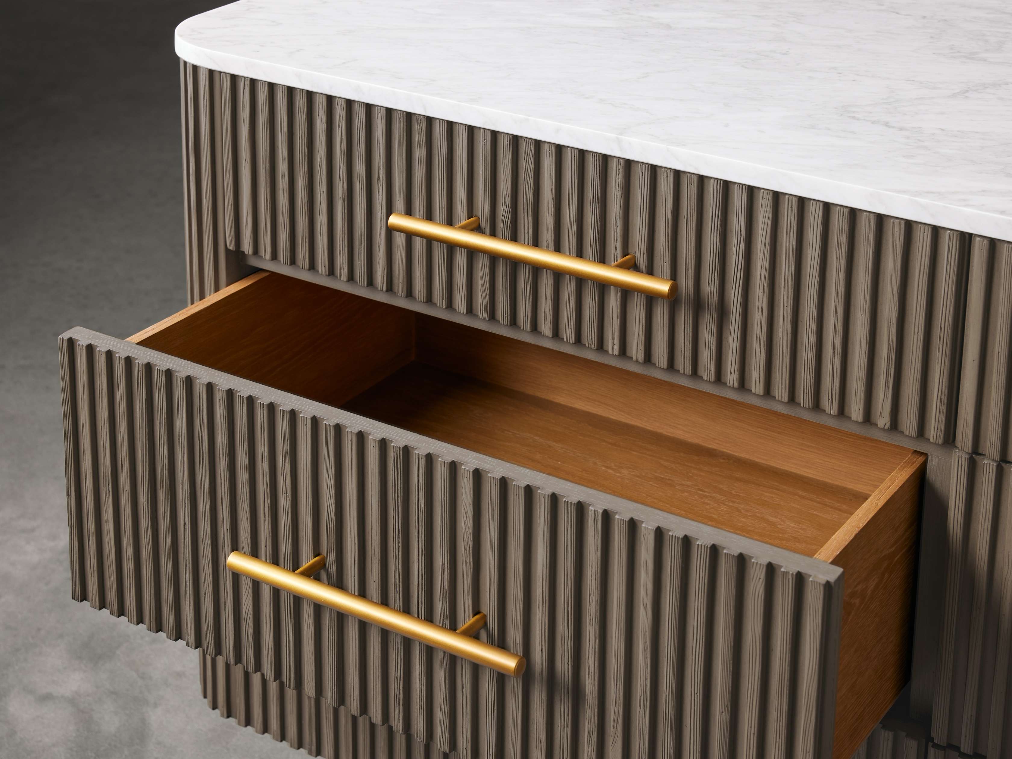 Finnley Nine-Drawer Dresser