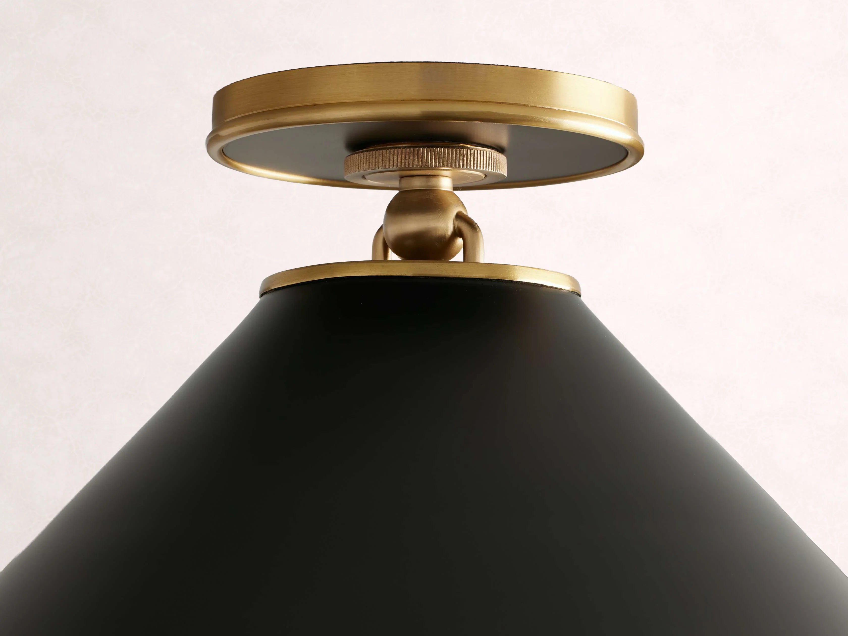 Arno Large Flushmount in Black