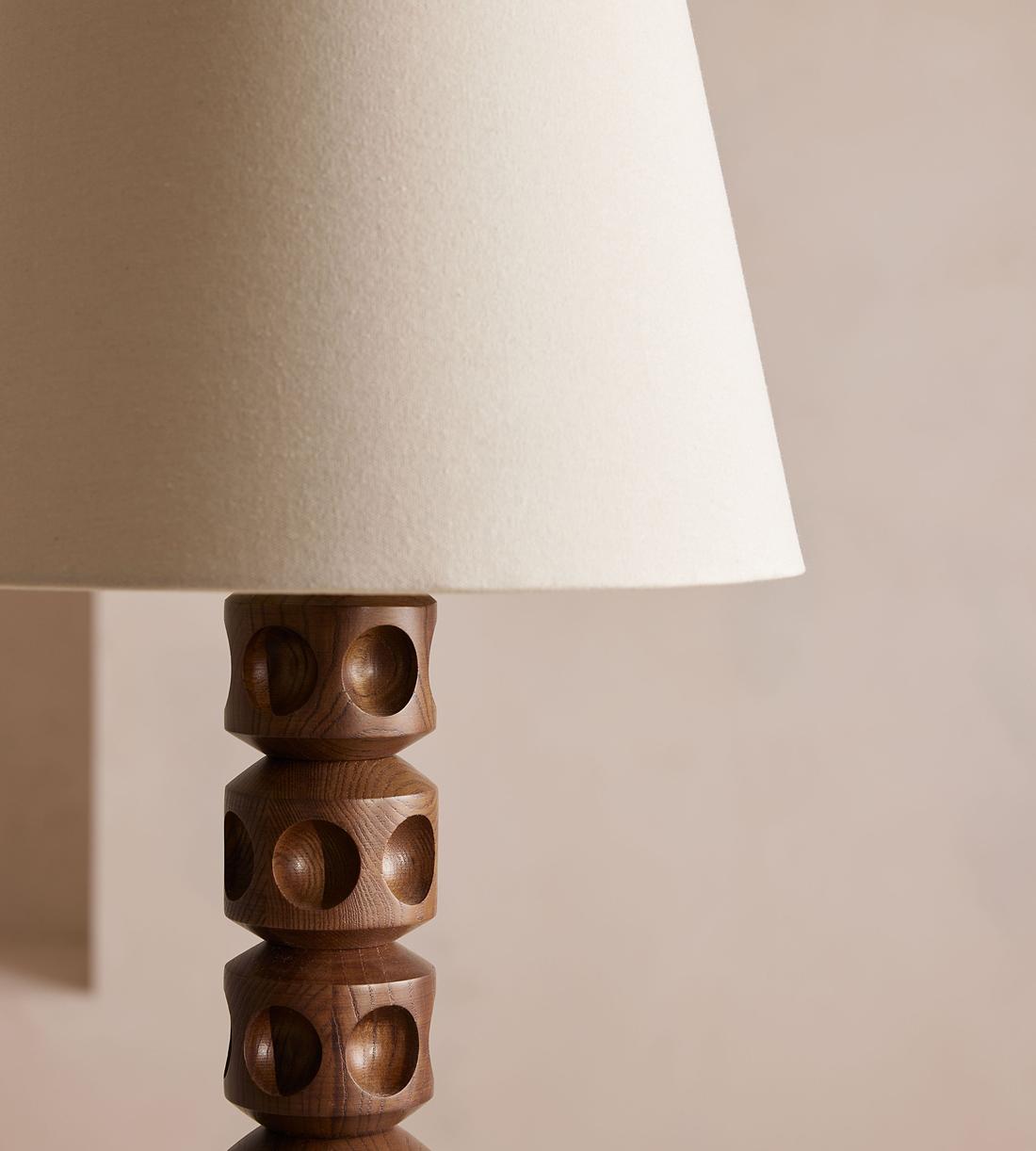 Oak Table Lamp with Antiqued Brass Finish - Erhaus product image 5