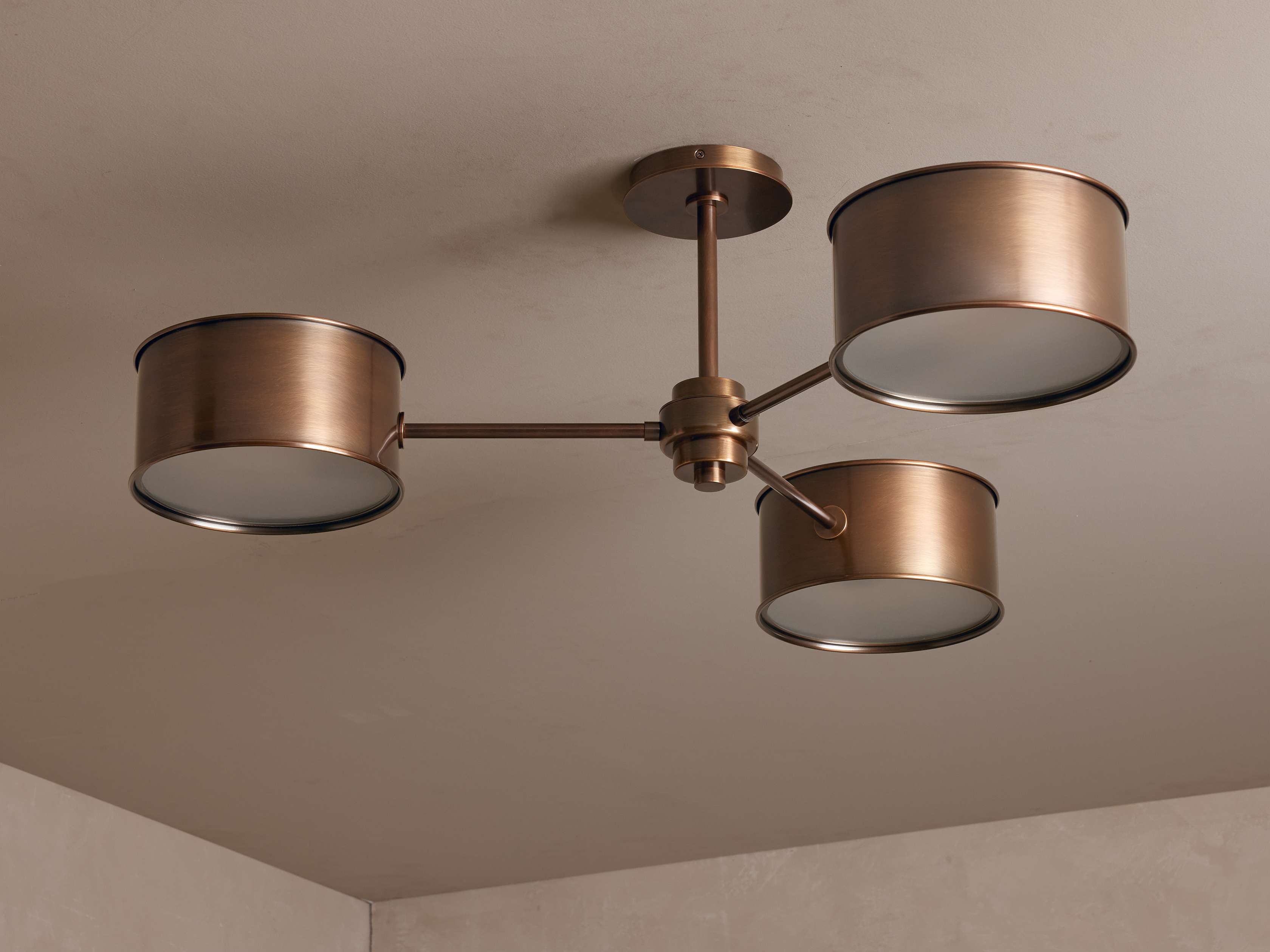 Daphne Metal Flush Mount