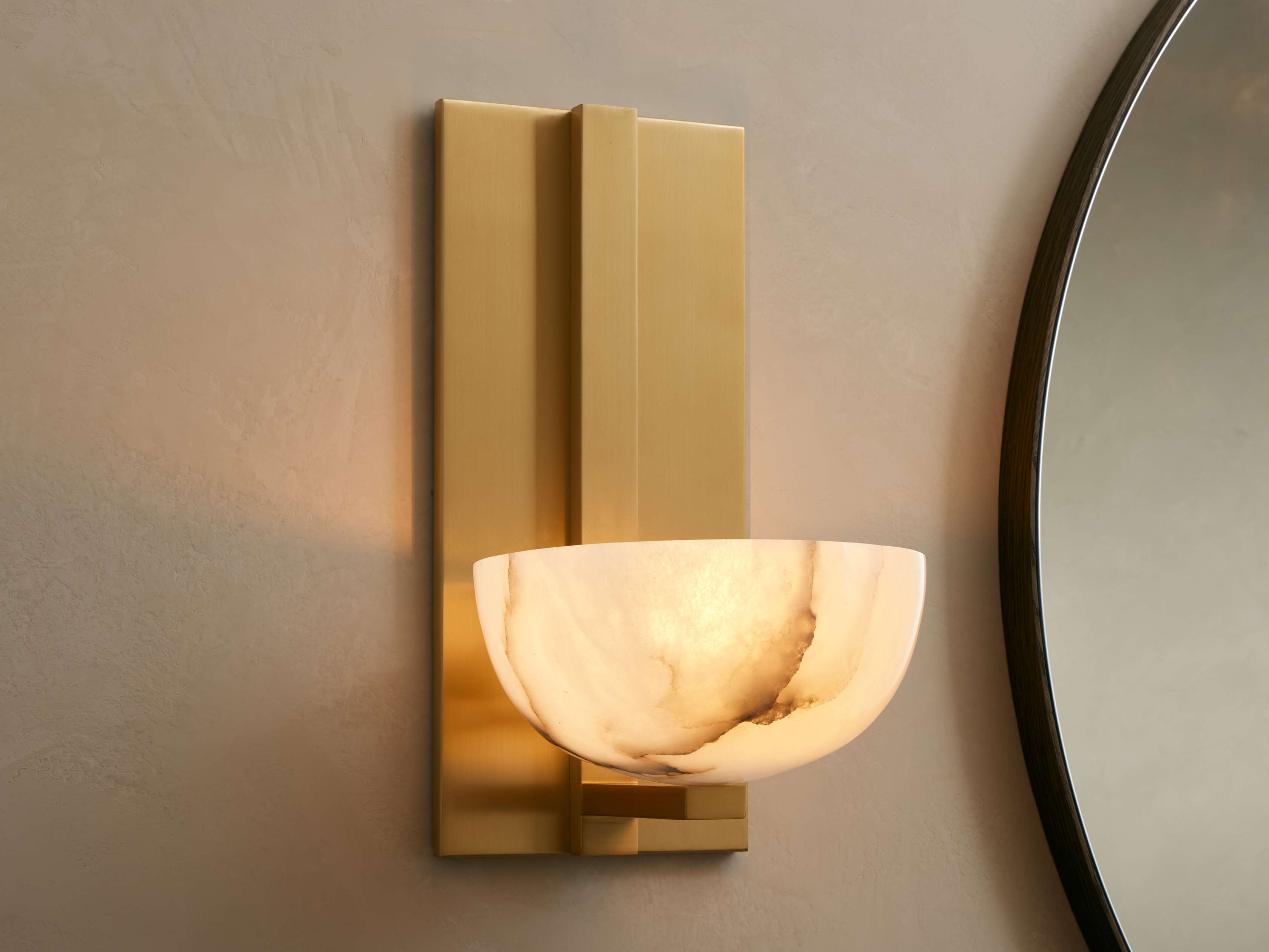 Belmira Brass Alabaster Sconce