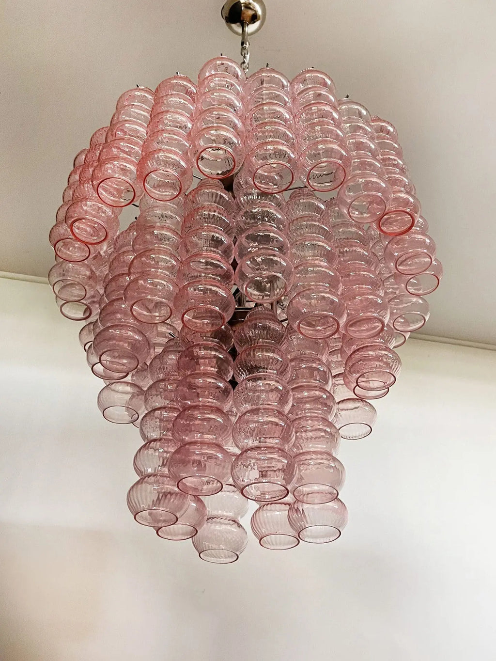 Murano Glass Chandelier – Curva – Rosa – 48 Tubes