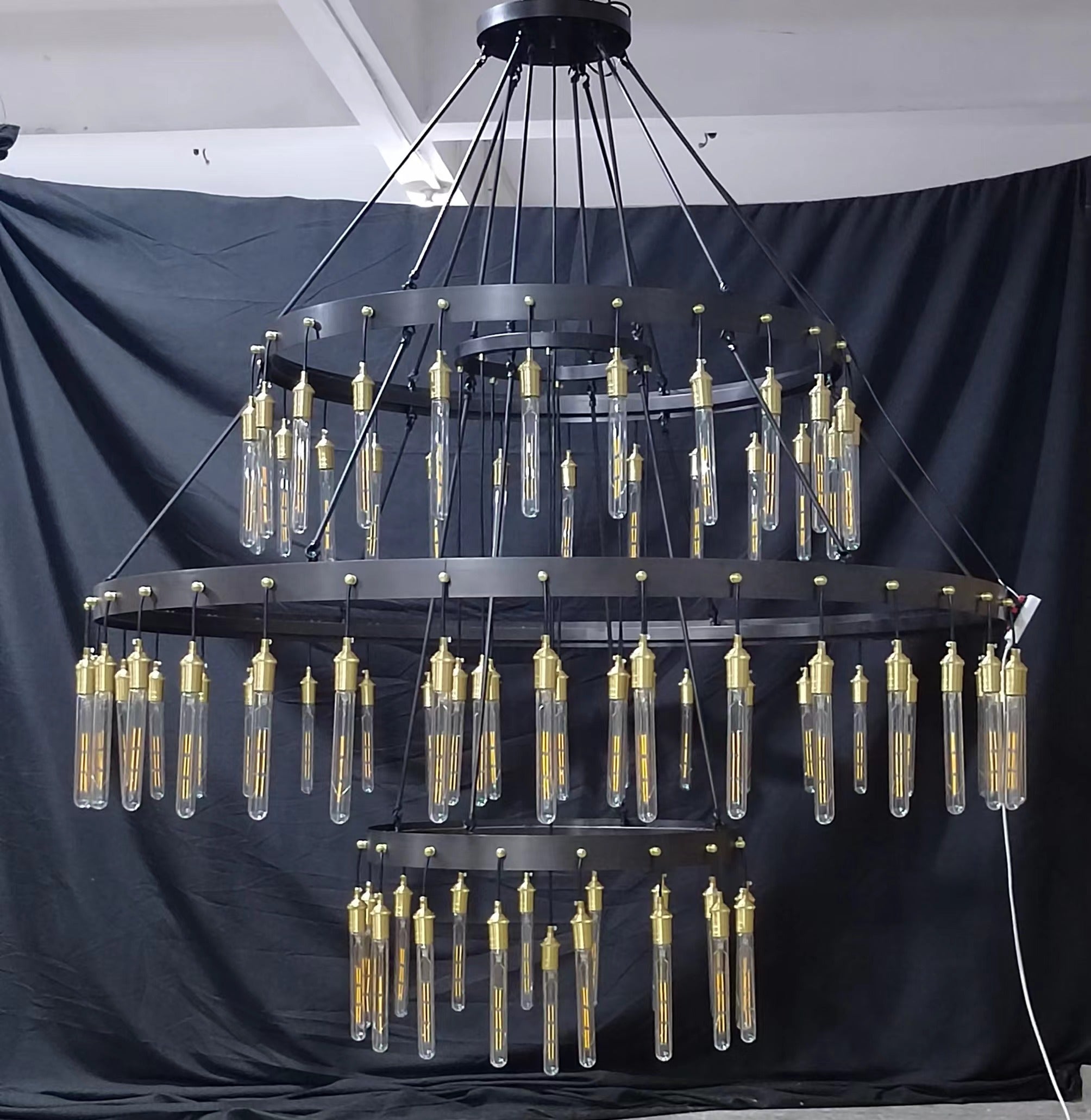 Retro-Inspired Metal Pendant Light Chandelier for Living Room / bedroom / staircase / villa