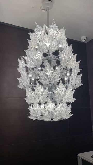 Modern Creative Clear Crystal Maple Leaf Chandelier for Living Room / bedroom