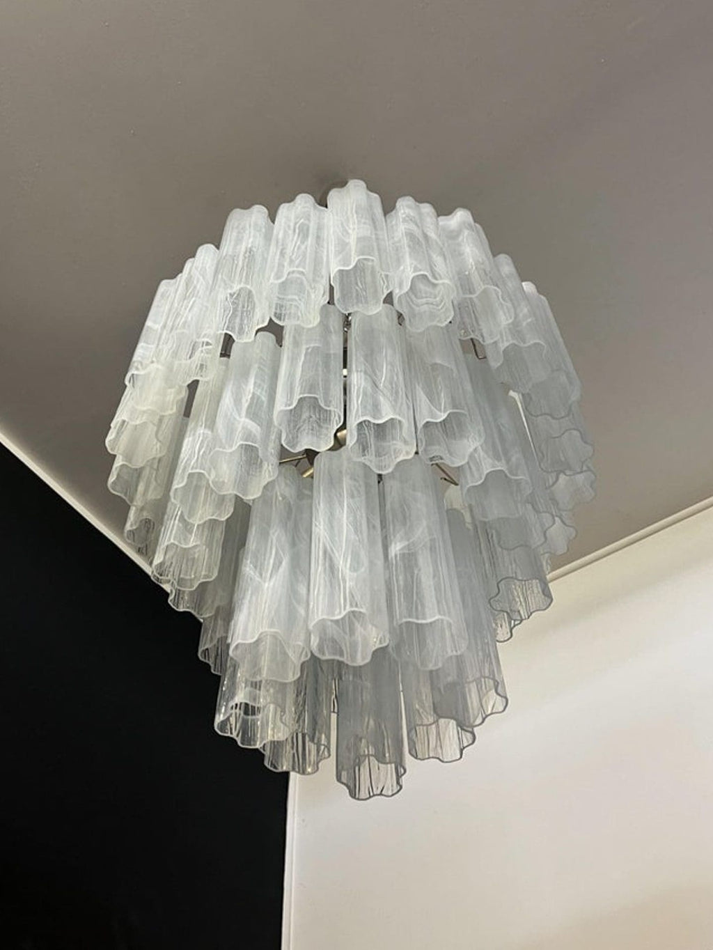 Murano Glass Chandelier – 48 Tubes – Alabaster White