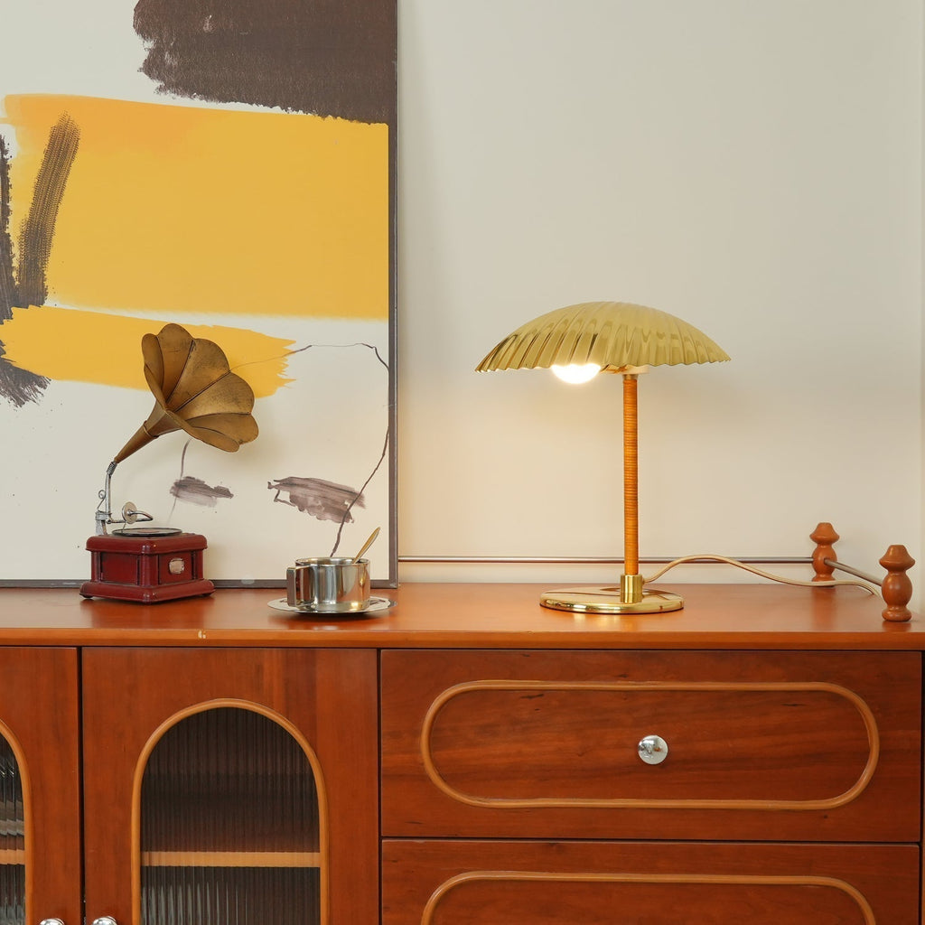 Brass Shell Table Lamp