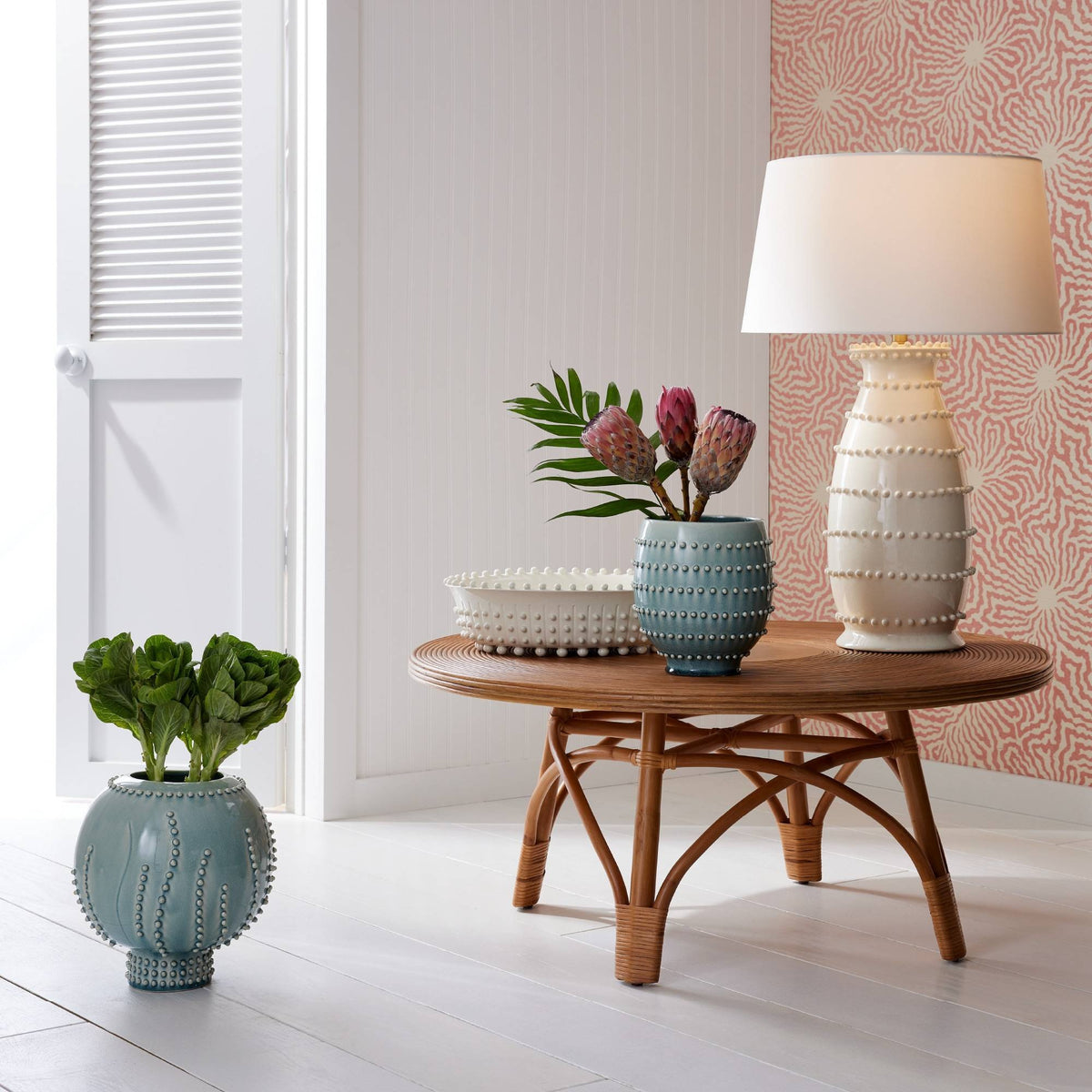 Spitzy Table Lamp DC17005-361 room scene