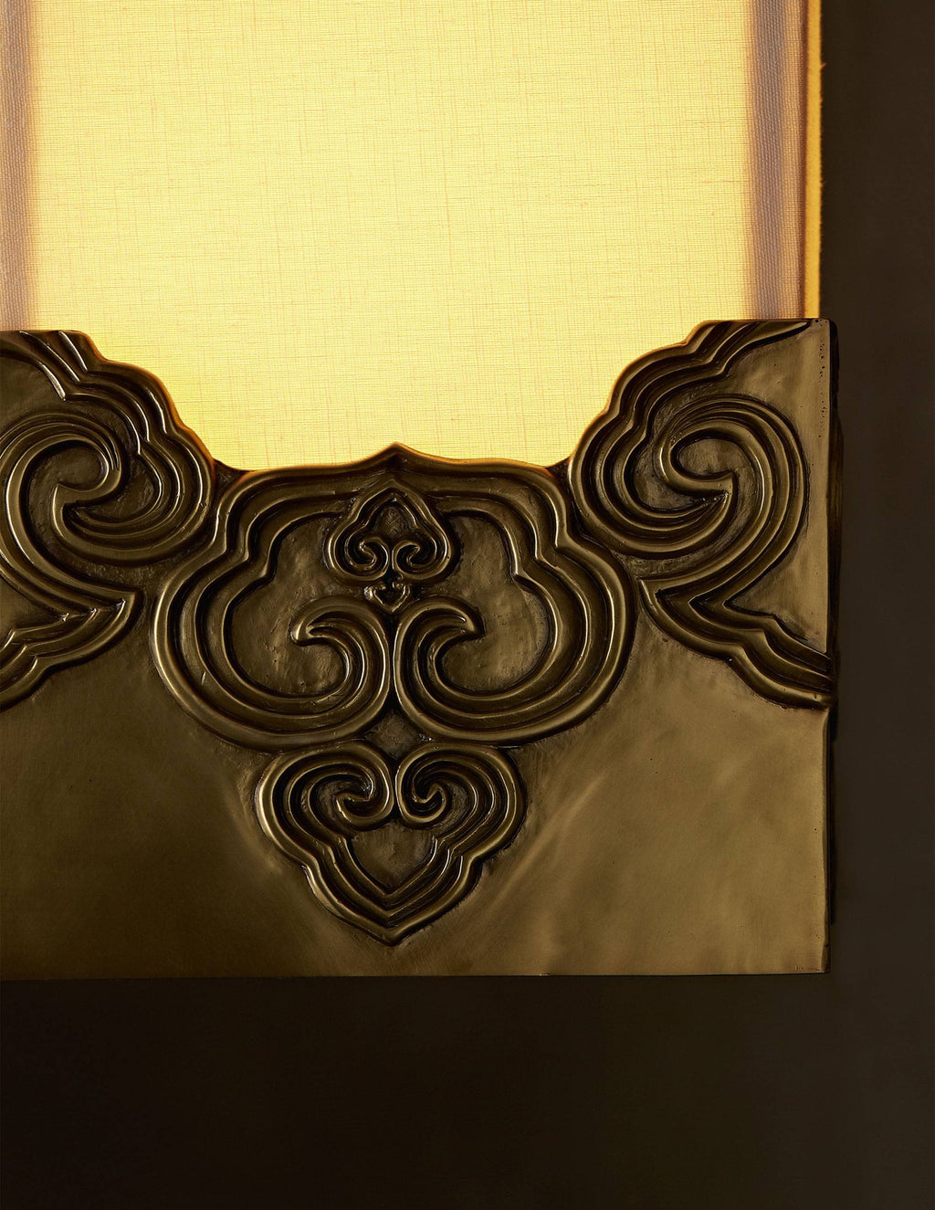 Iris Pendant DD49007 room scene