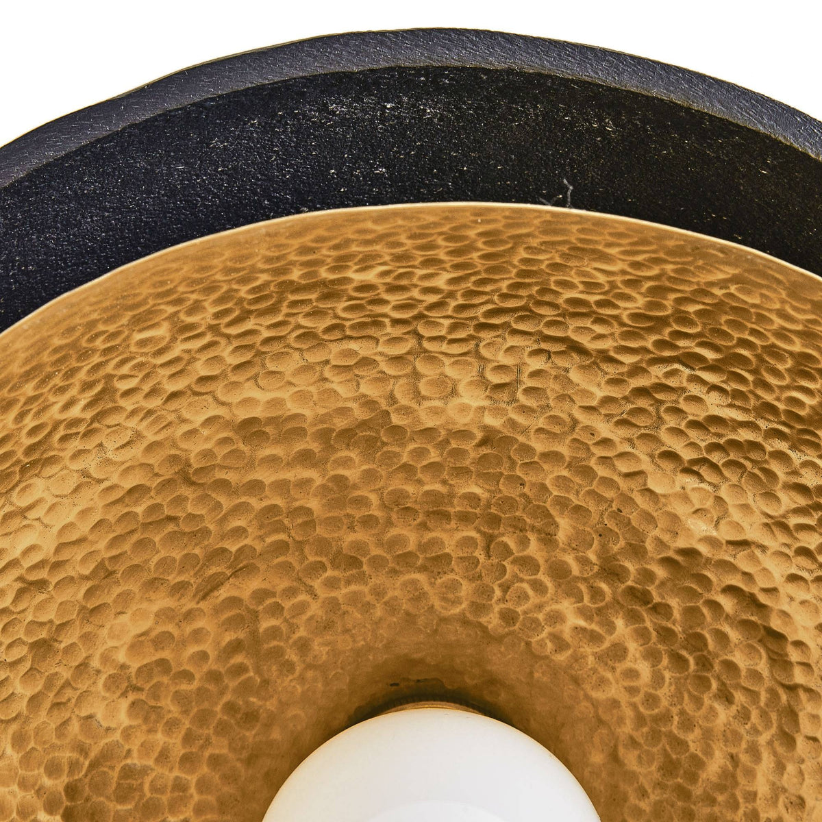 Amani Flush Mount DFI04 detail view