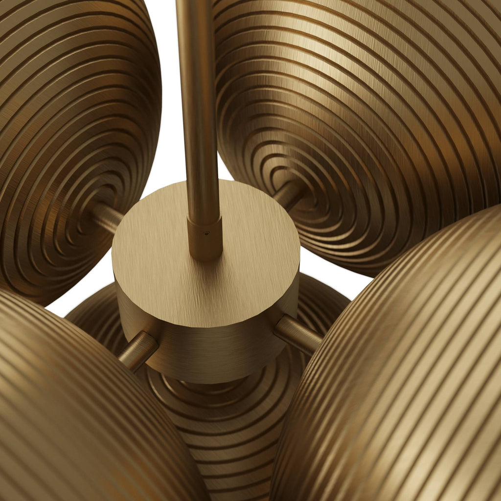 Baptiste Chandelier DMC14 detail view