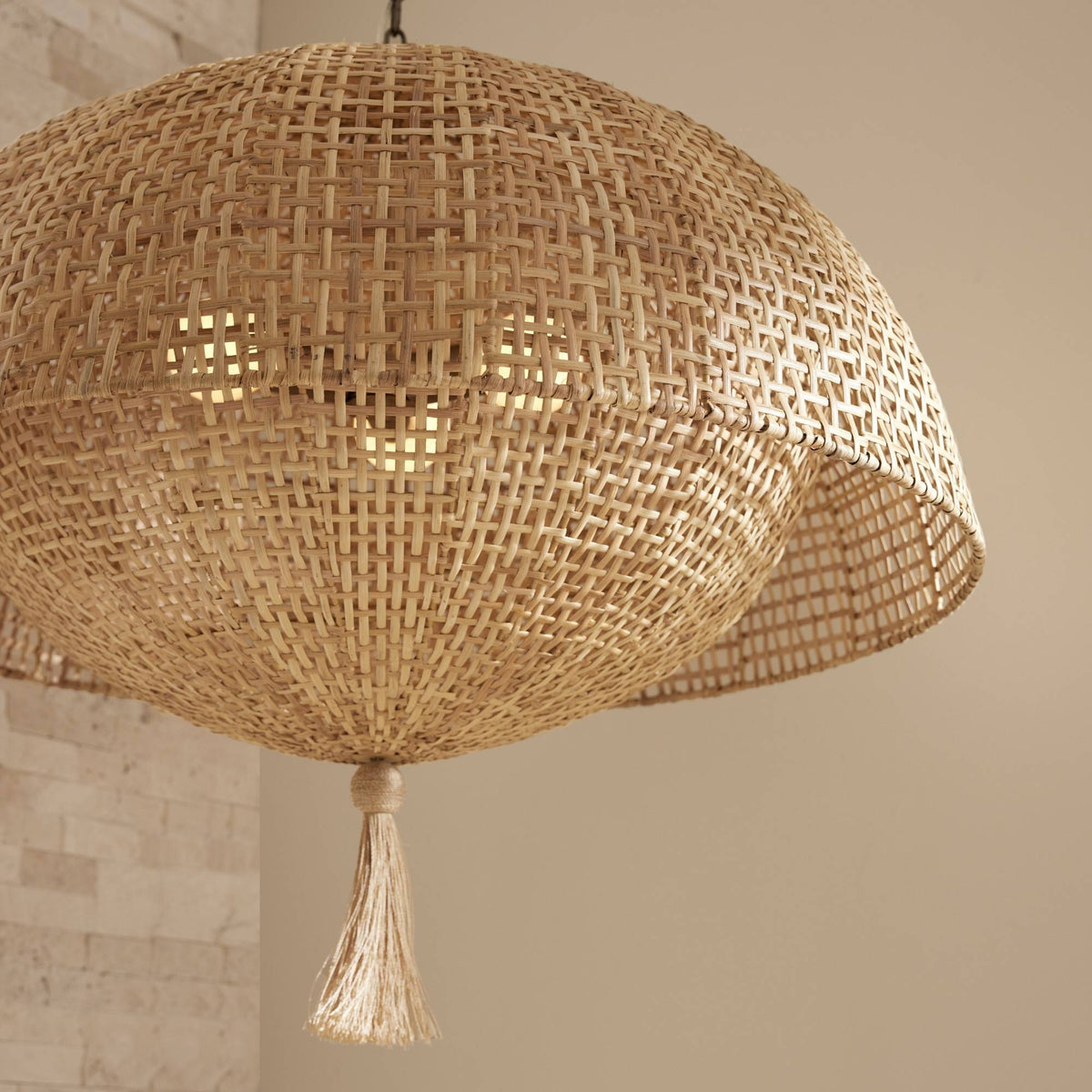 Cabana Pendant DMS18 room scene