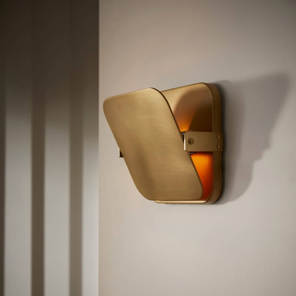 Mercury Wall Sconce DS49002 room scene