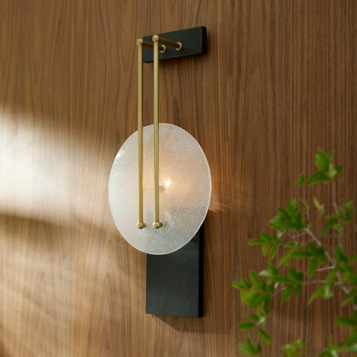 Clover Wall Sconce DWC30 room scene