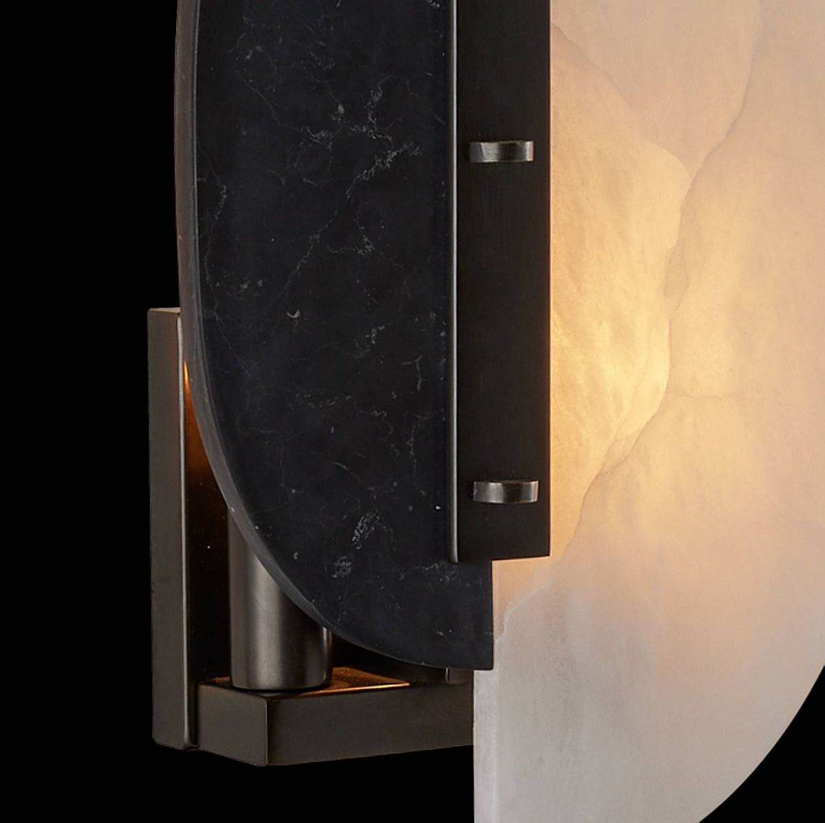 Kianna Wall Sconce DWC32 detail view
