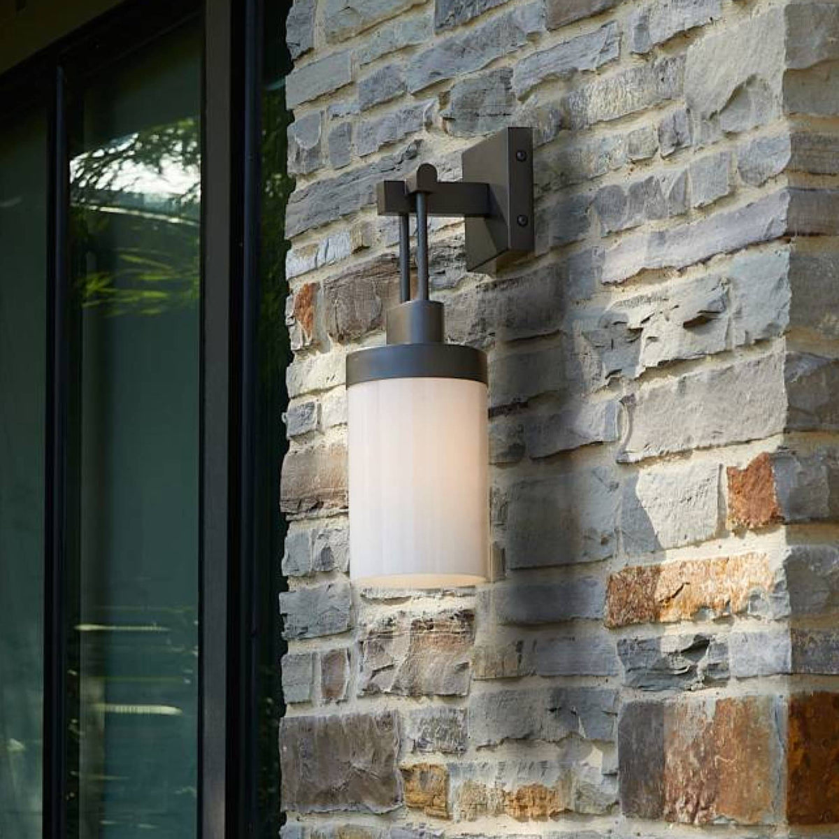 Everest Outdoor Wall Sconce DWC39 room scene