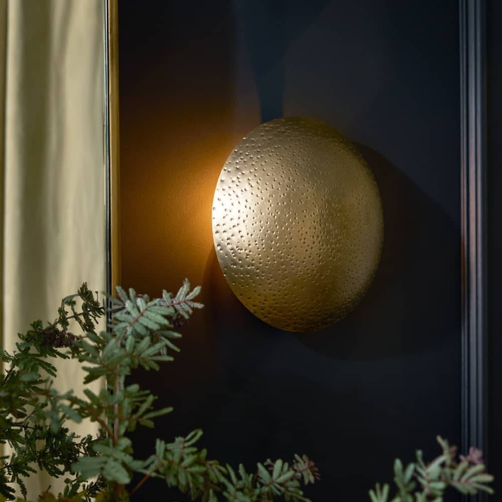 Naya Wall Sconce DWC92 room scene