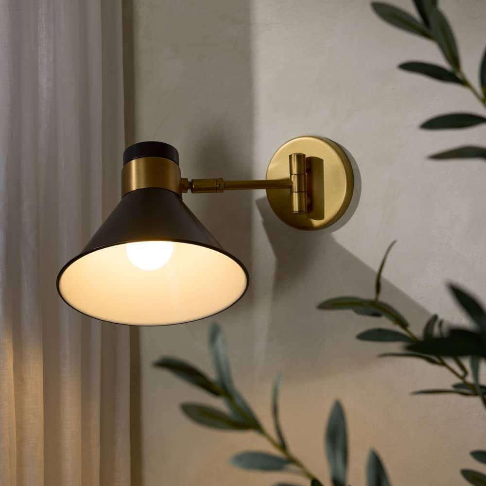 Lane Wall Sconce DWC98 room scene