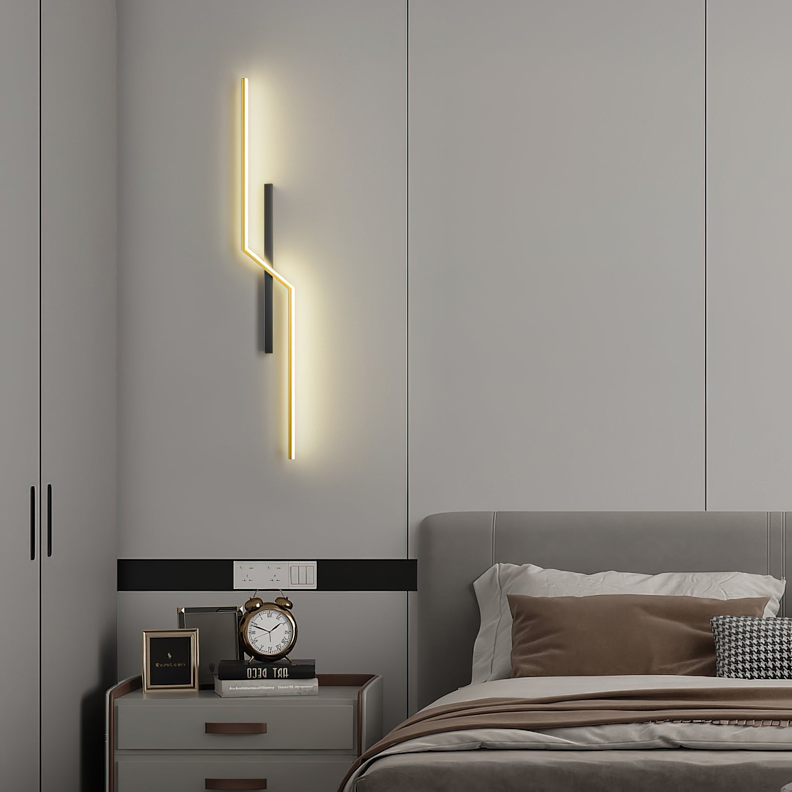 Echelon Rechargeable Wall Light