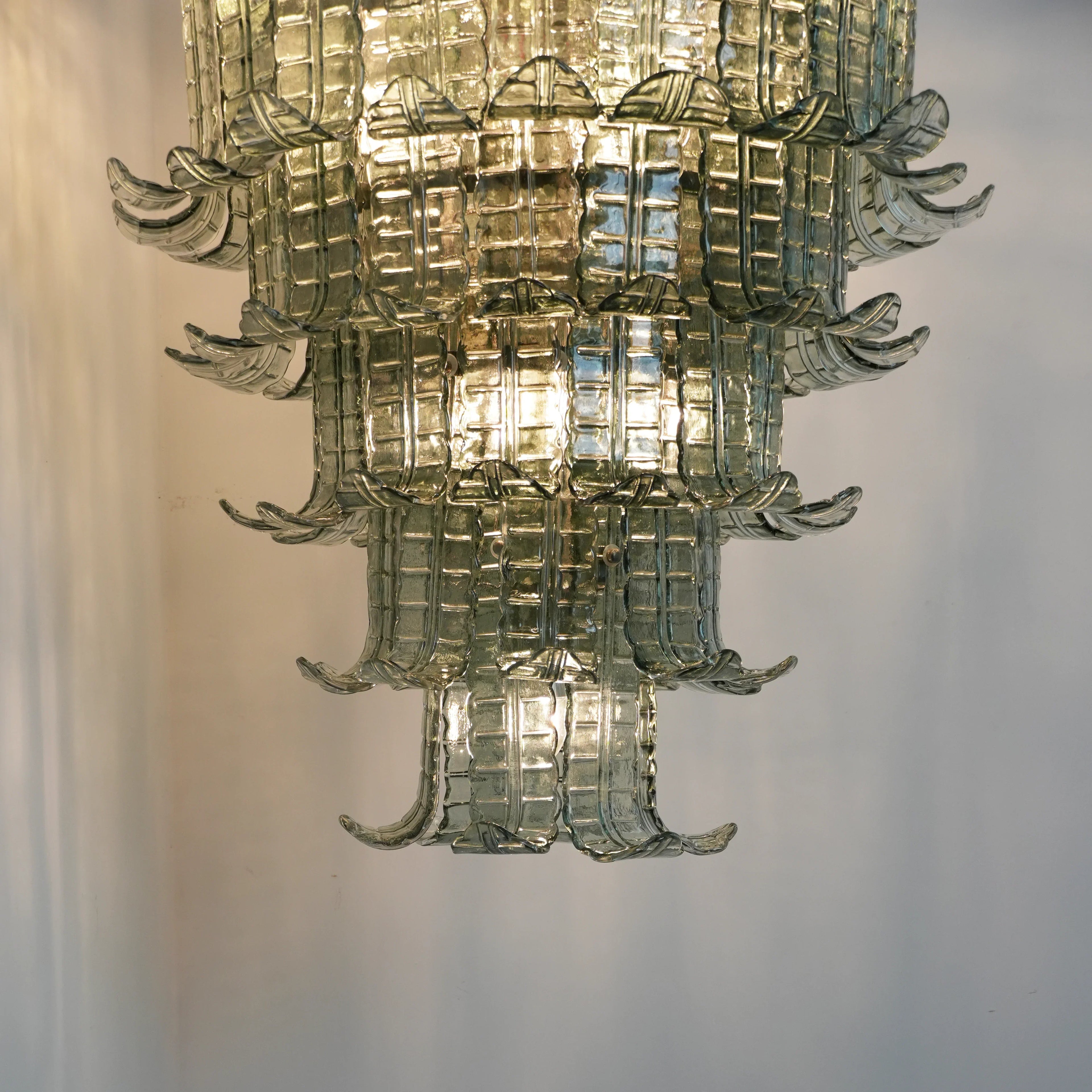 Elegant Leaf-Shaped Murano Glass Chandelier