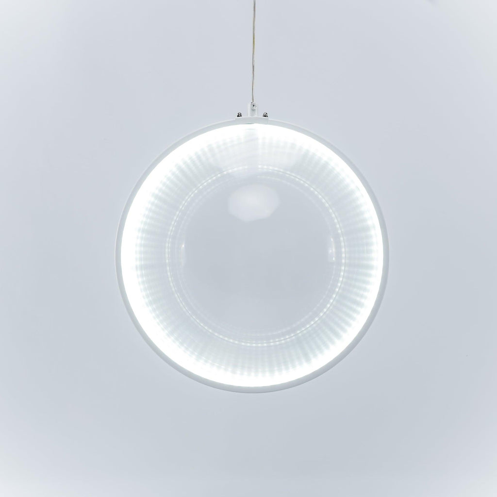 Focus Pendant Light