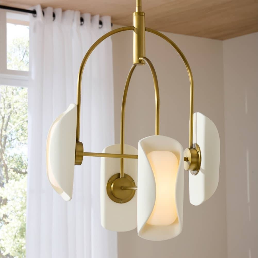 Roll Chandelier GADSC01 room scene